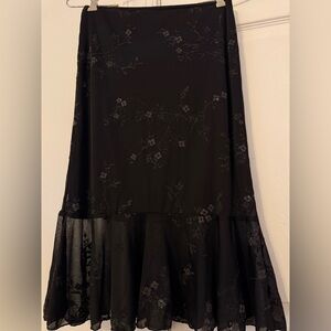 Elegant Black Floral 90’s Vintage Exact Change Skirt